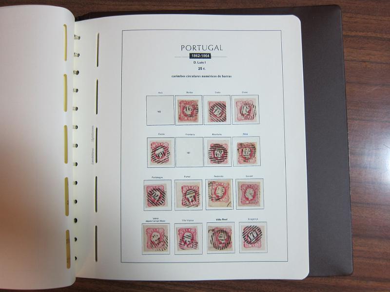 0015 (76).jpg -     Lote:    15      Marcofilia      Lotes Especiais       Descrição:      Portugal.   Colecção especializada de marcas numéricas das 1.ª e 2.ª reformas em selos de 25 reis, desde D. Maria II até D. Luís I, de frente. Lote a ver.        Lote       Valor Base:     &euro; 1.500,00     Valor Venda:     &euro; 3.000,00     